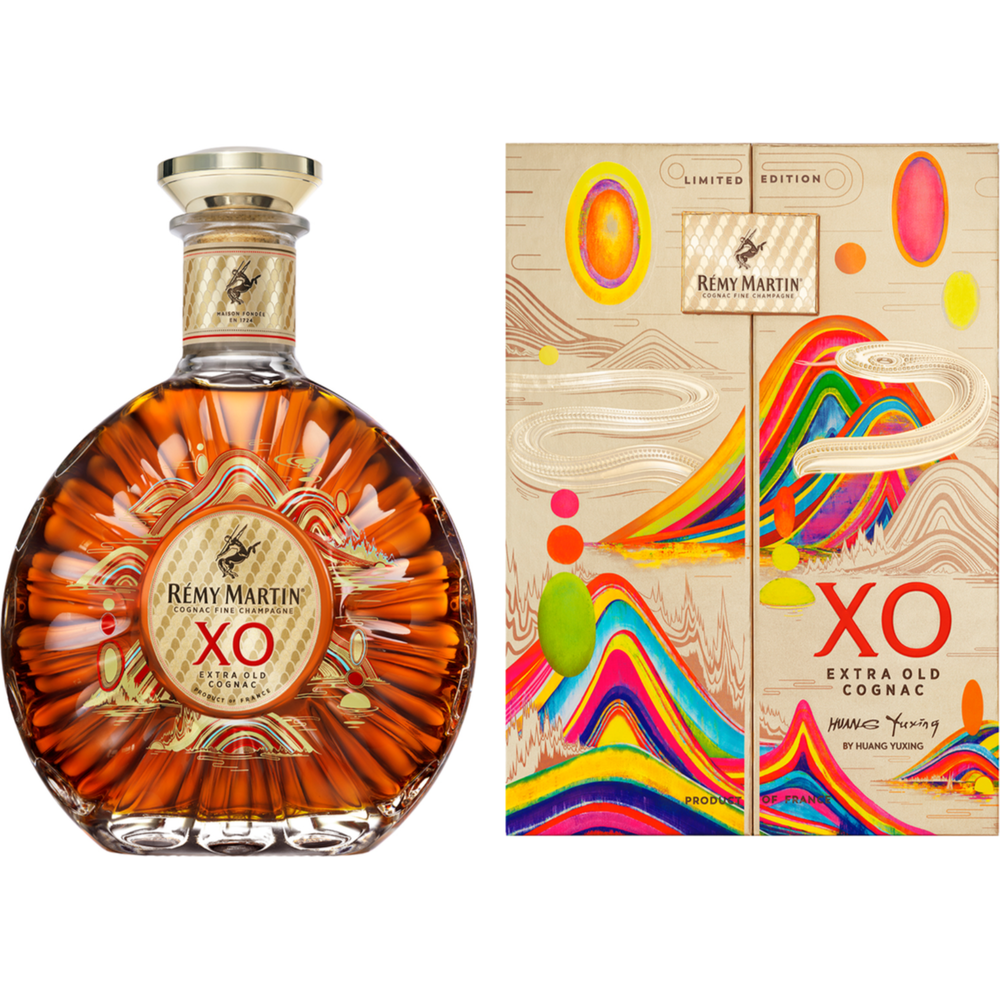 Remy Martin XO Extra Old 2025 Cognac By Huang Yuxing – Wooden Cork Remy Martin XO Extra Old 2025 Cognac By Huang Yuxing – Wooden Cork