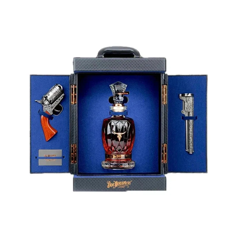 Doc Holliday Gift Set With Revolver Bourbon Whiskey 700m