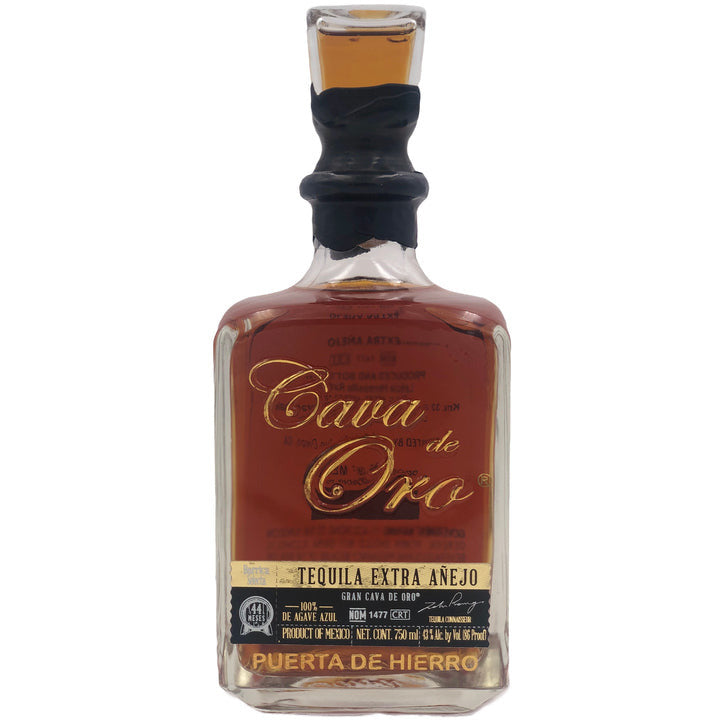 Cava de Oro Barrica Selecta Cask Strength Extra Añejo 2018 Edition - Available at Wooden Cork