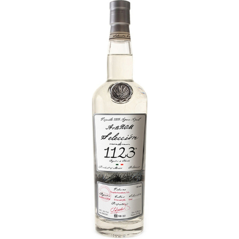 ArteNOM Selección De 1123 Blanco Histórico - Available at Wooden Cork