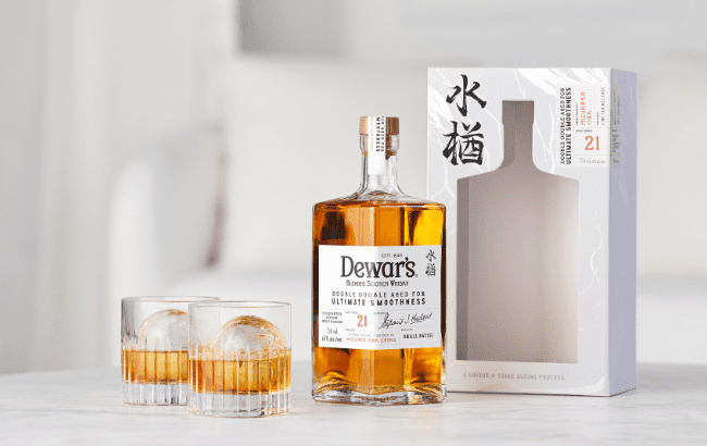 Dewar’s finishes 21YO whisky in mizunara casks