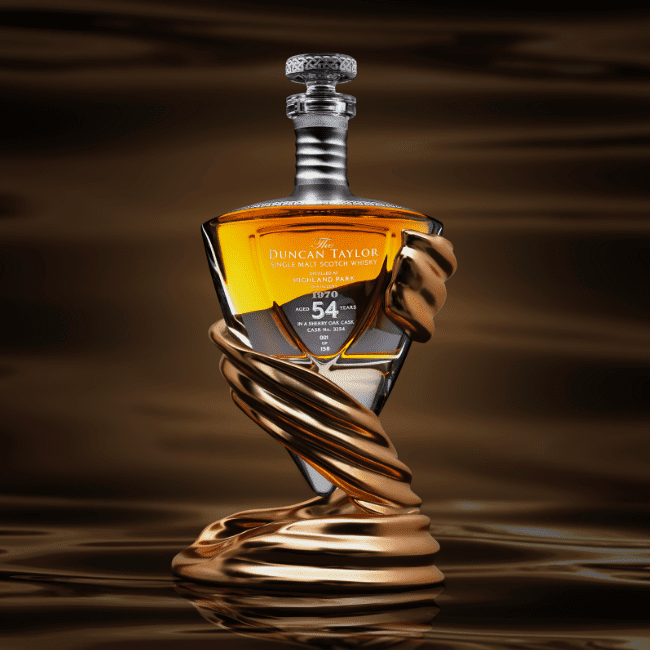 Duncan Taylor unveils 54YO Highland Park