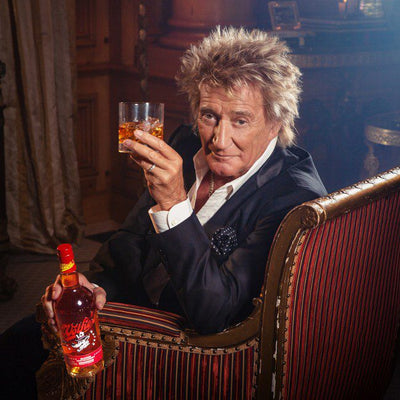 Rod Stewart unveils Wolfie’s Whisky