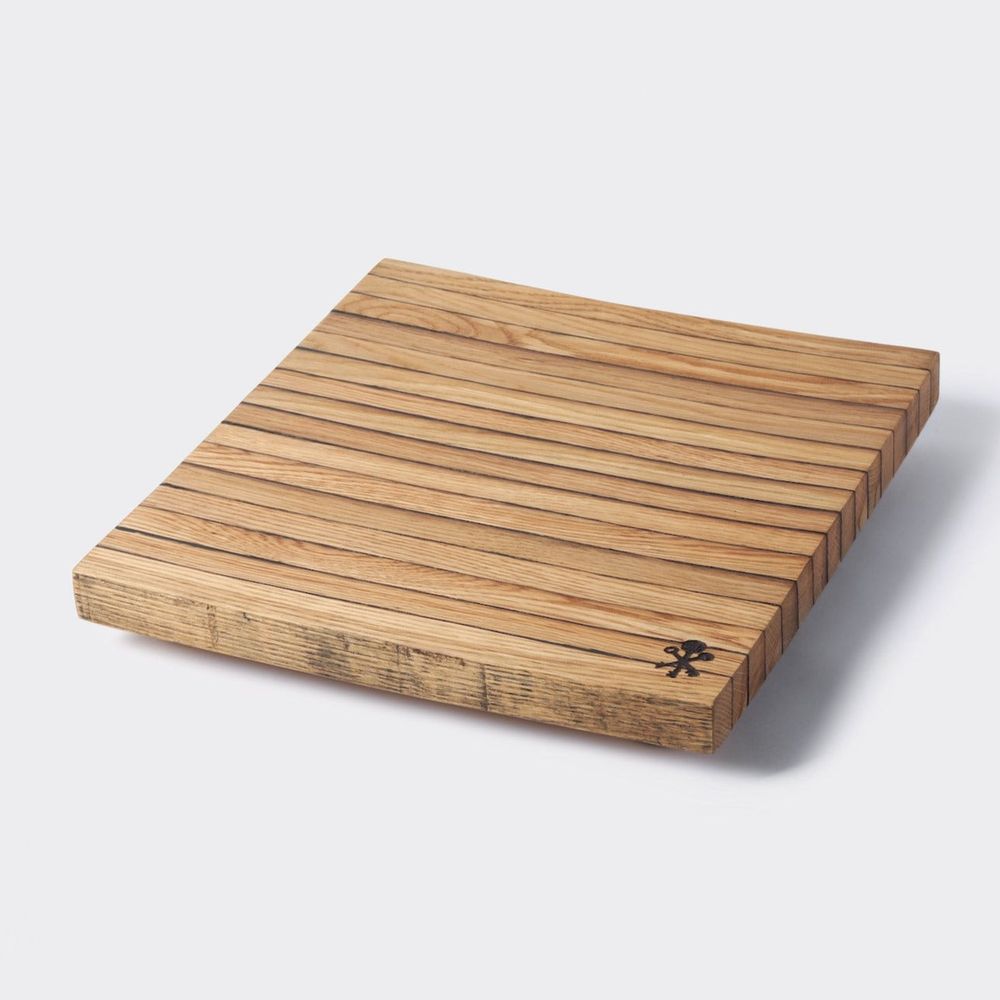 Bourbon Barrel Stave Cutting Board: Square - Thumbnail 2
