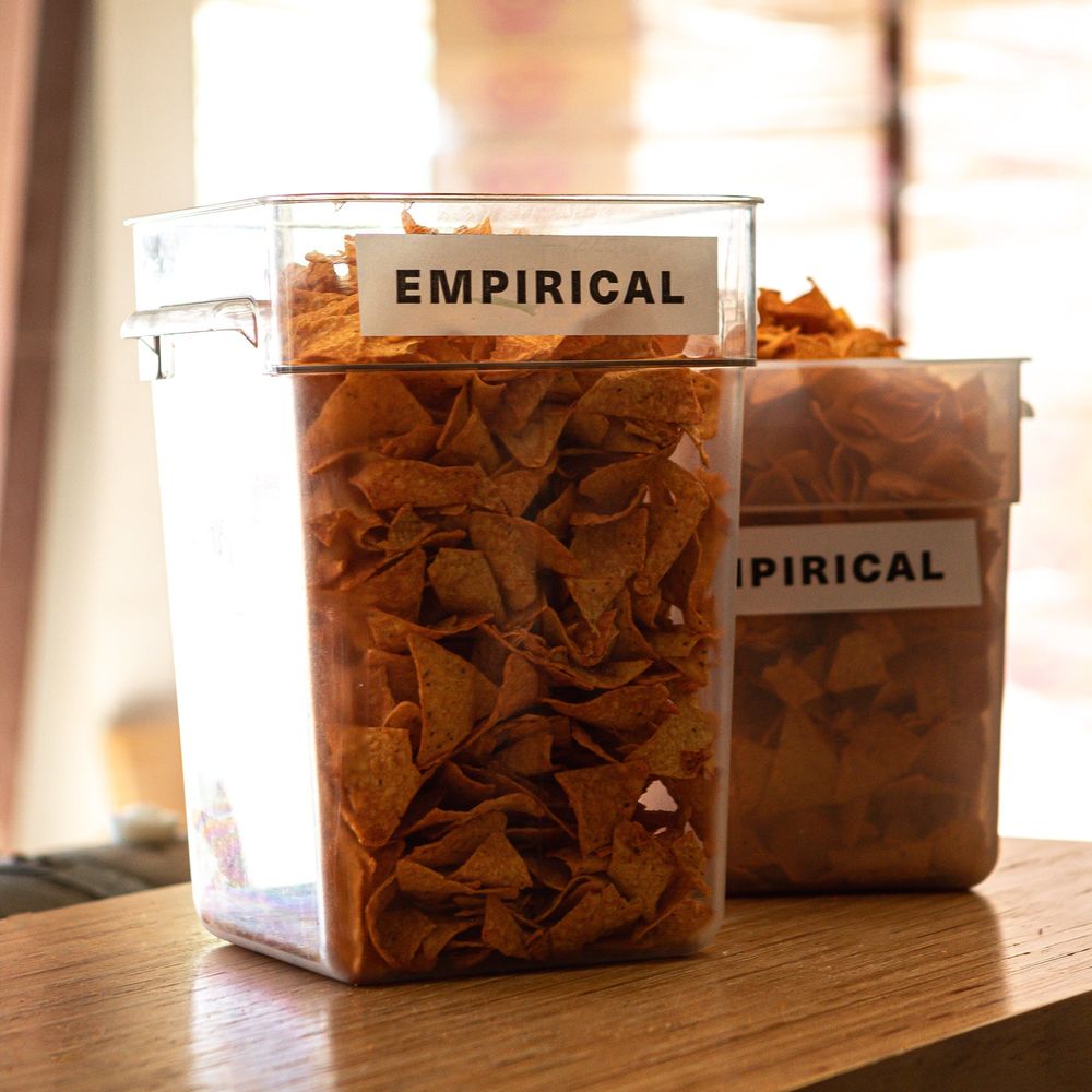 Empirical Doritos Nacho Cheese Spirit | 42% – Wooden Cork
