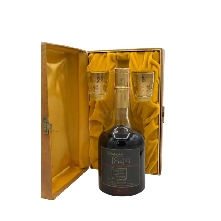 Old Fitzgerald 1849 10 Year Stitzel-Weller 1971 Velvet Gift Set with Original Glasses — Complete Vintage Presentation