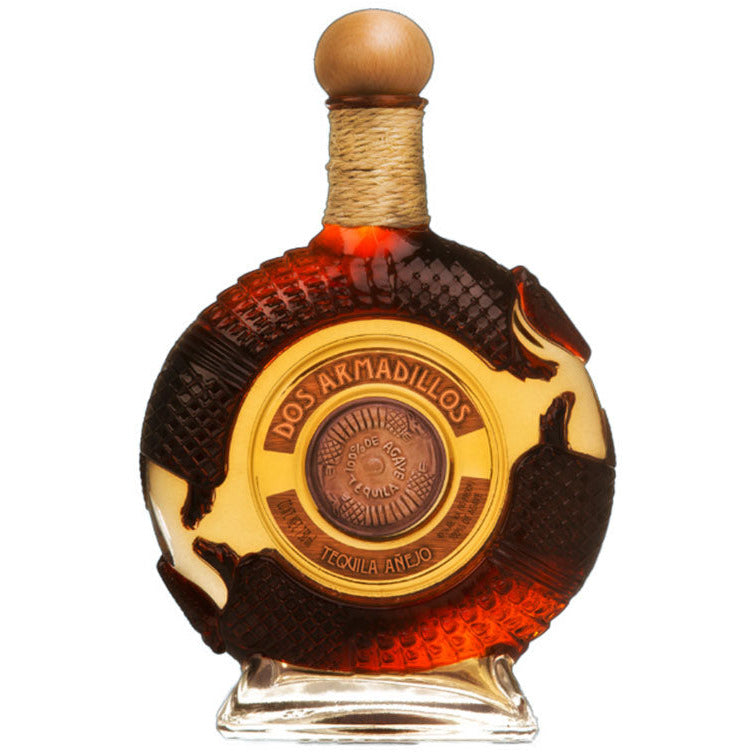 Tequila Dos Armadillos Añejo 750ml - Available at Wooden Cork